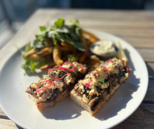 Mushroom toast